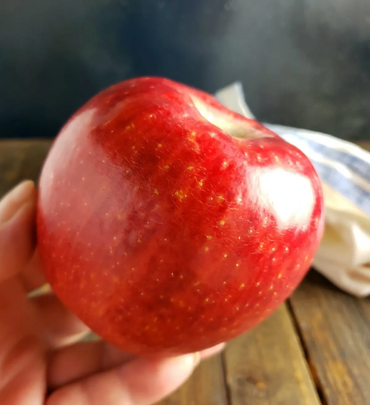 Frische, rote Pazazz Äpfel für Bratapfel