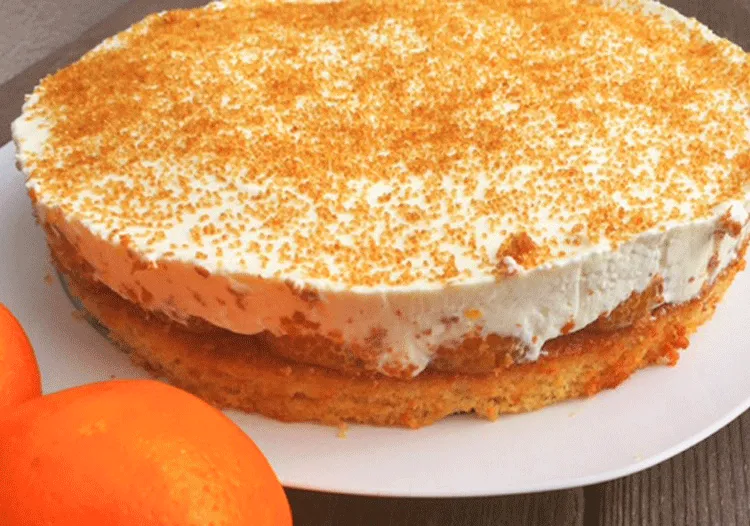 Frische und Cremigkeit vereint: Eine verführerische Mandarinen Sahne Torte