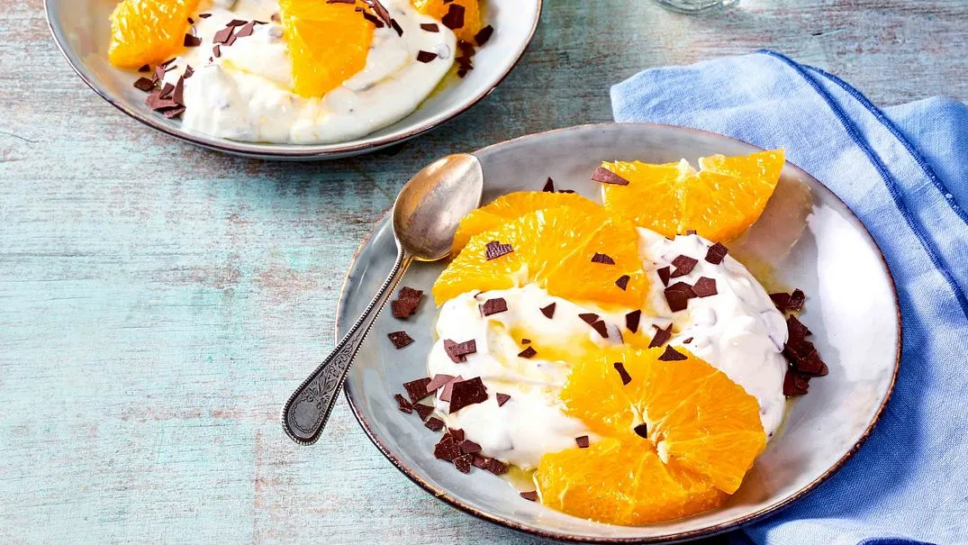 Frischer Stracciatella-Quark mit Orangen als leichtes Nachtisch Rezept