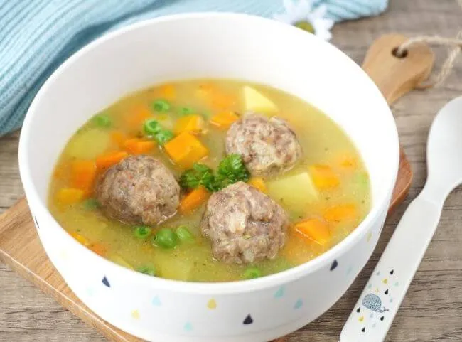 Gemüseeintopf mit Fleischbällchen für Baby &amp; Kleinkind