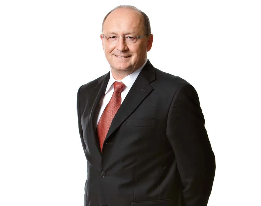 Gerd Oswald, langjähriger SAP-Manager und künftiges Mitglied des SAP-Aufsichtsrats, mit Fokus auf seine Expertise und Erfahrung im deutschen Softwaresektor