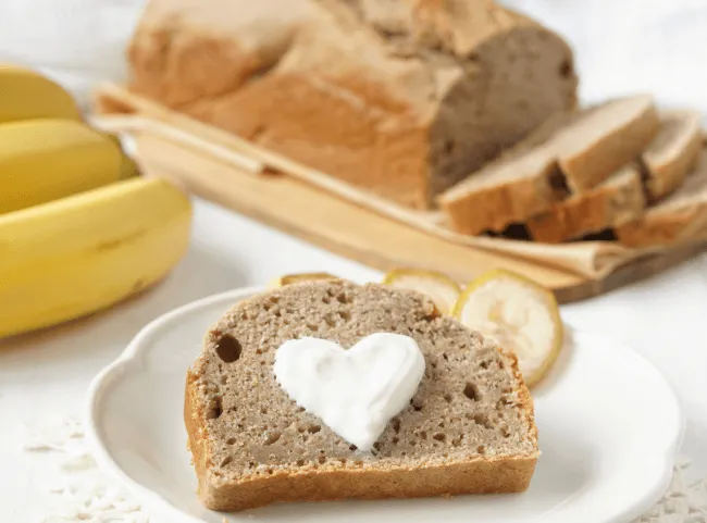 Gesundes Bananenbrot ohne Zucker für Babys und Kleinkinder