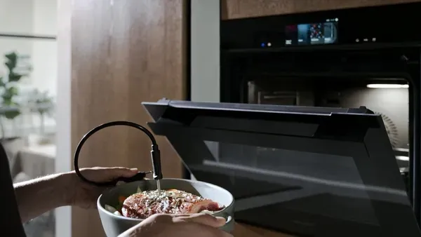 Gleichmäßiges Backen auf vier Ebenen mit der 4D Heißluft Funktion im Siemens Backofen