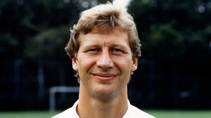 Guido Buchwald im deutschen Nationaltrikot während der WM 1990