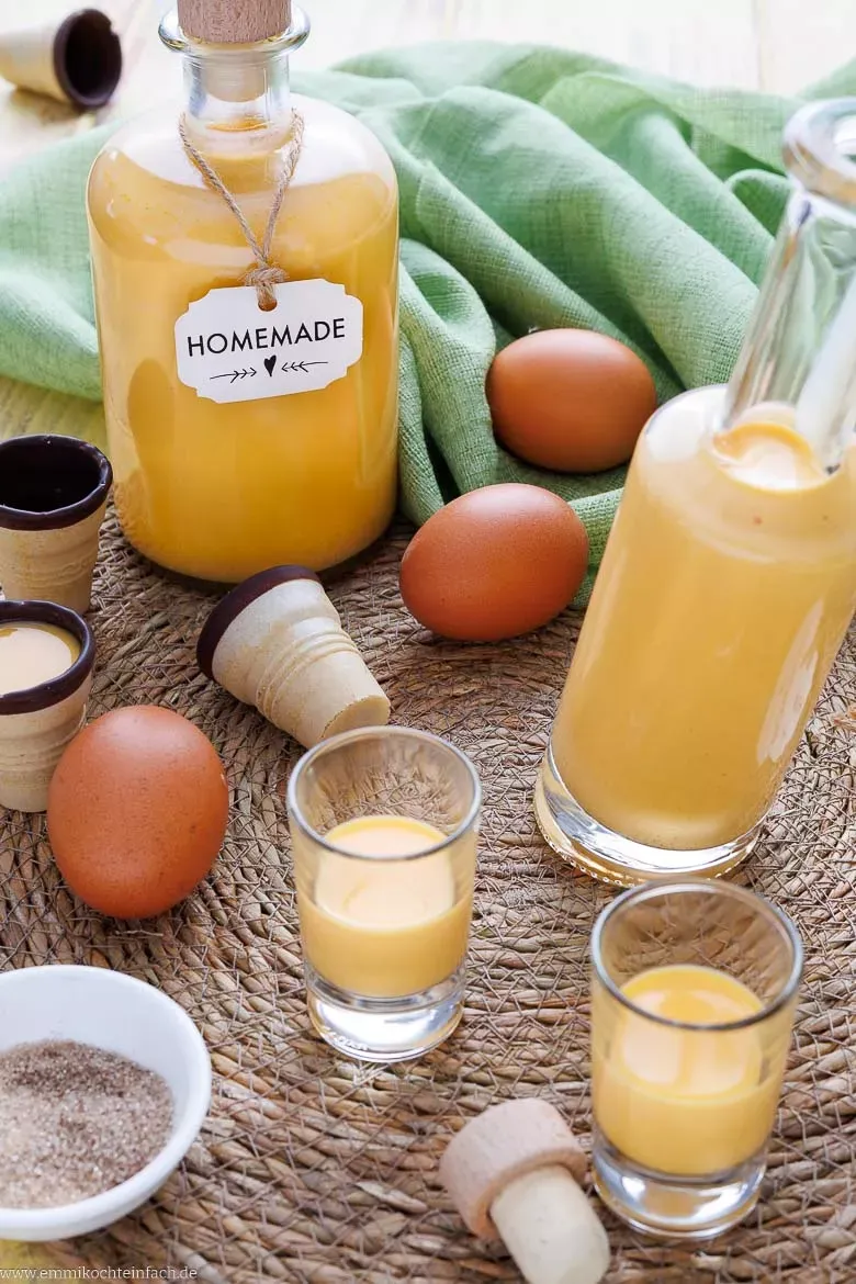 Hausgemachter Eierlikör zum Genießen oder Verschenken
