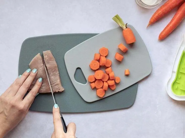 Herzhafte Füllung für die Schleckmatte mit Gemüse und Fleisch