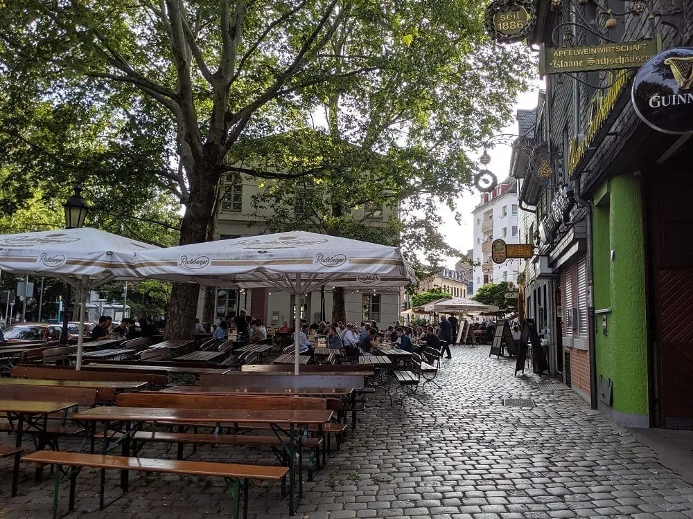 Historisches Apfelweinlokal in Sachsenhausen, Frankfurt
