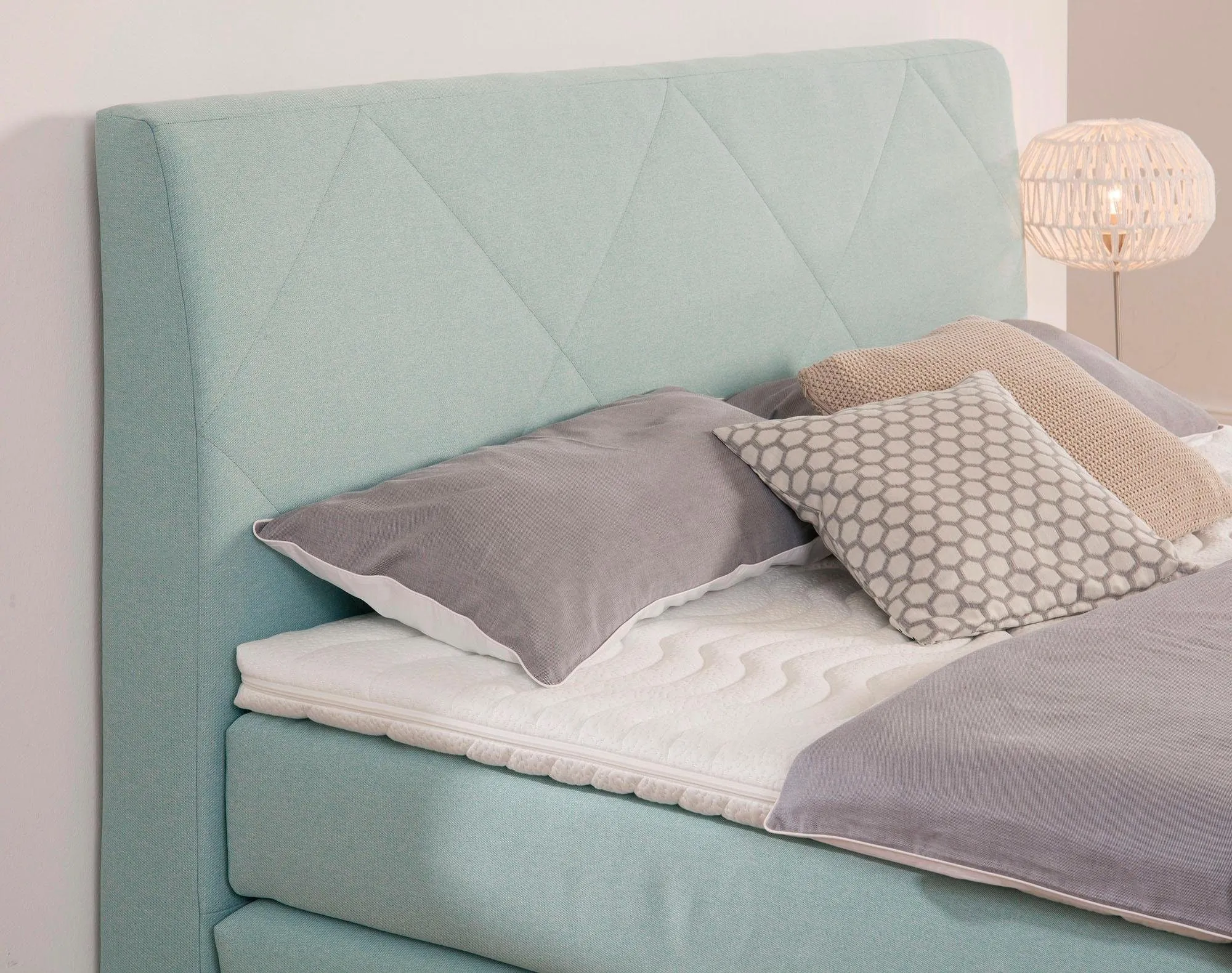 Hochwertige Spüle mit Unterschrank aus Eichenholz