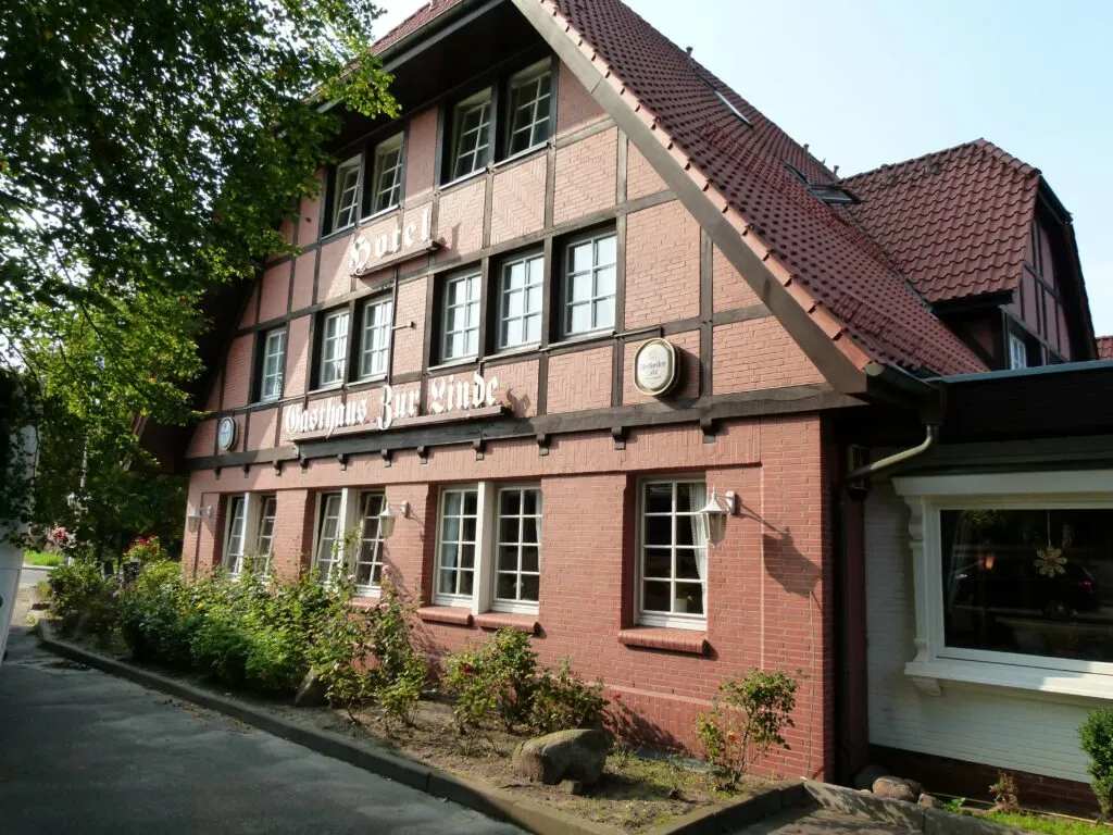 Hotel-Restaurant zur Linde Aussenansicht