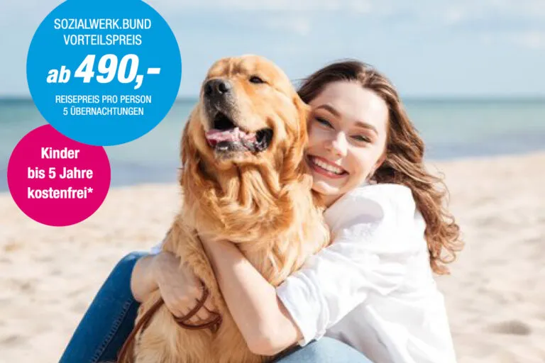 Hund und Familie genießen den Strandurlaub an Sylts Nordseeküste