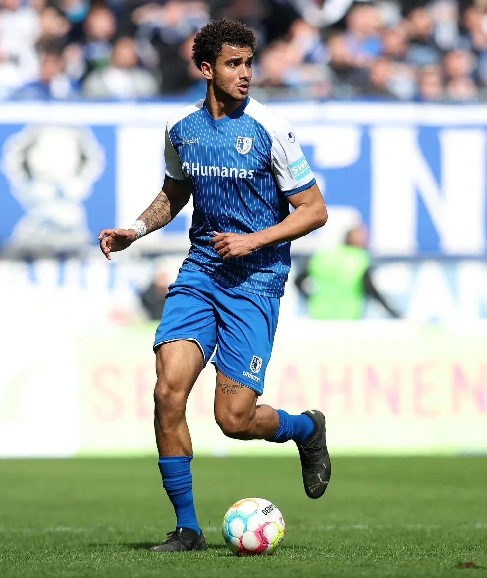 Jamie Lawrence im Zweikampf