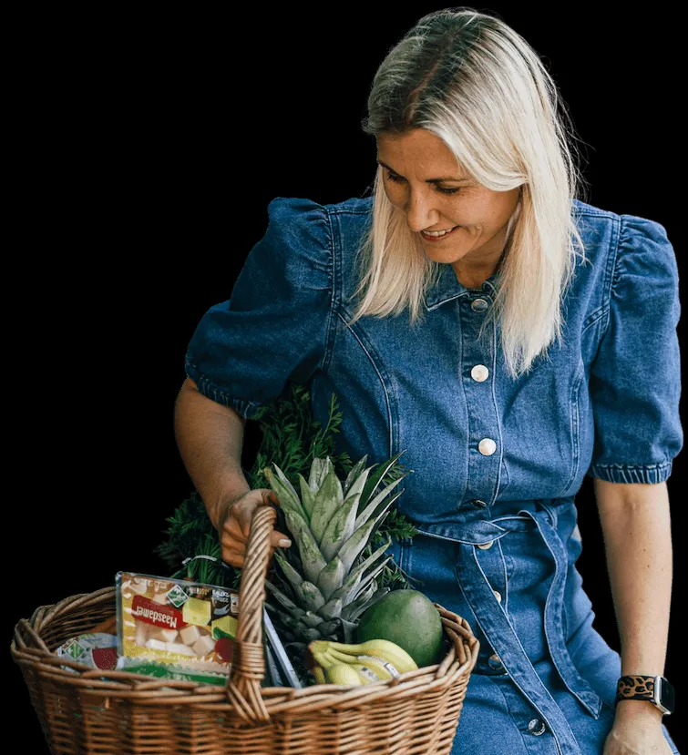 Jenny mit Einkaufskorb