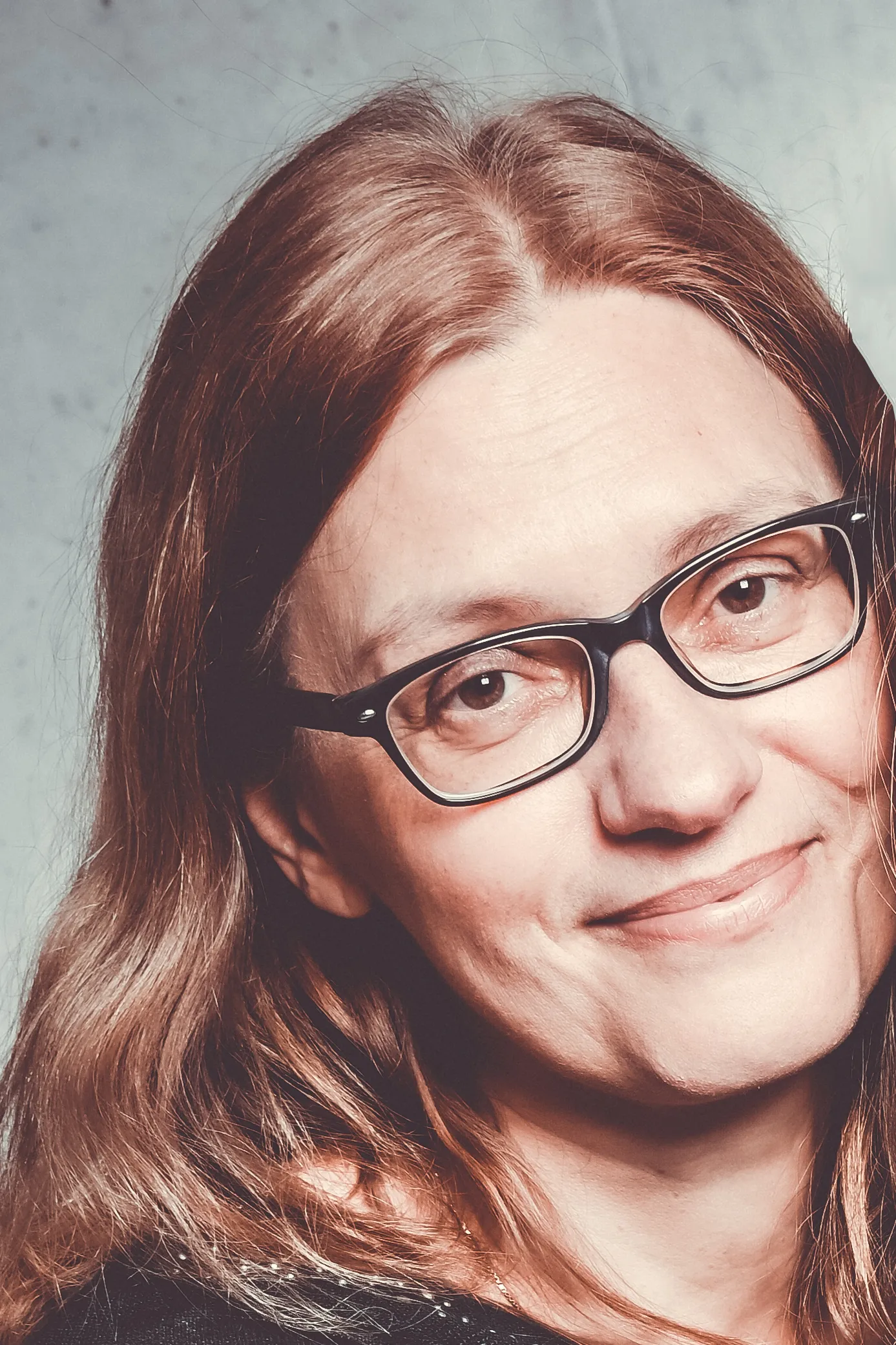 Jönke Hacker, Redaktionsassistenz des forum erwachsenenbildung