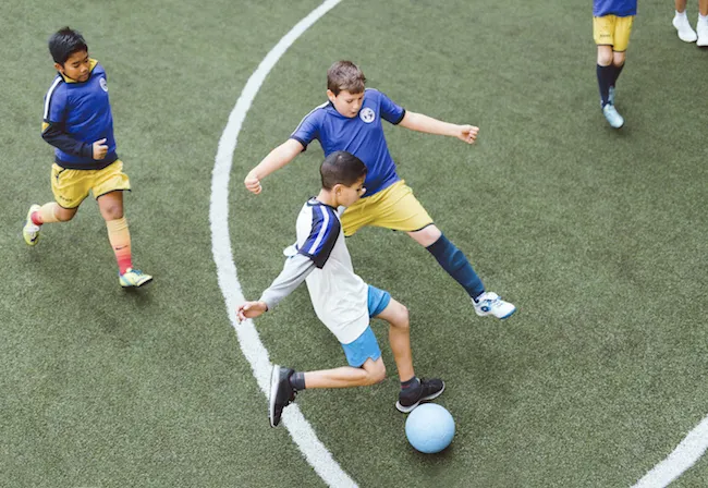 Junge Fußballspieler beim Citizens FC Turnier in Turin