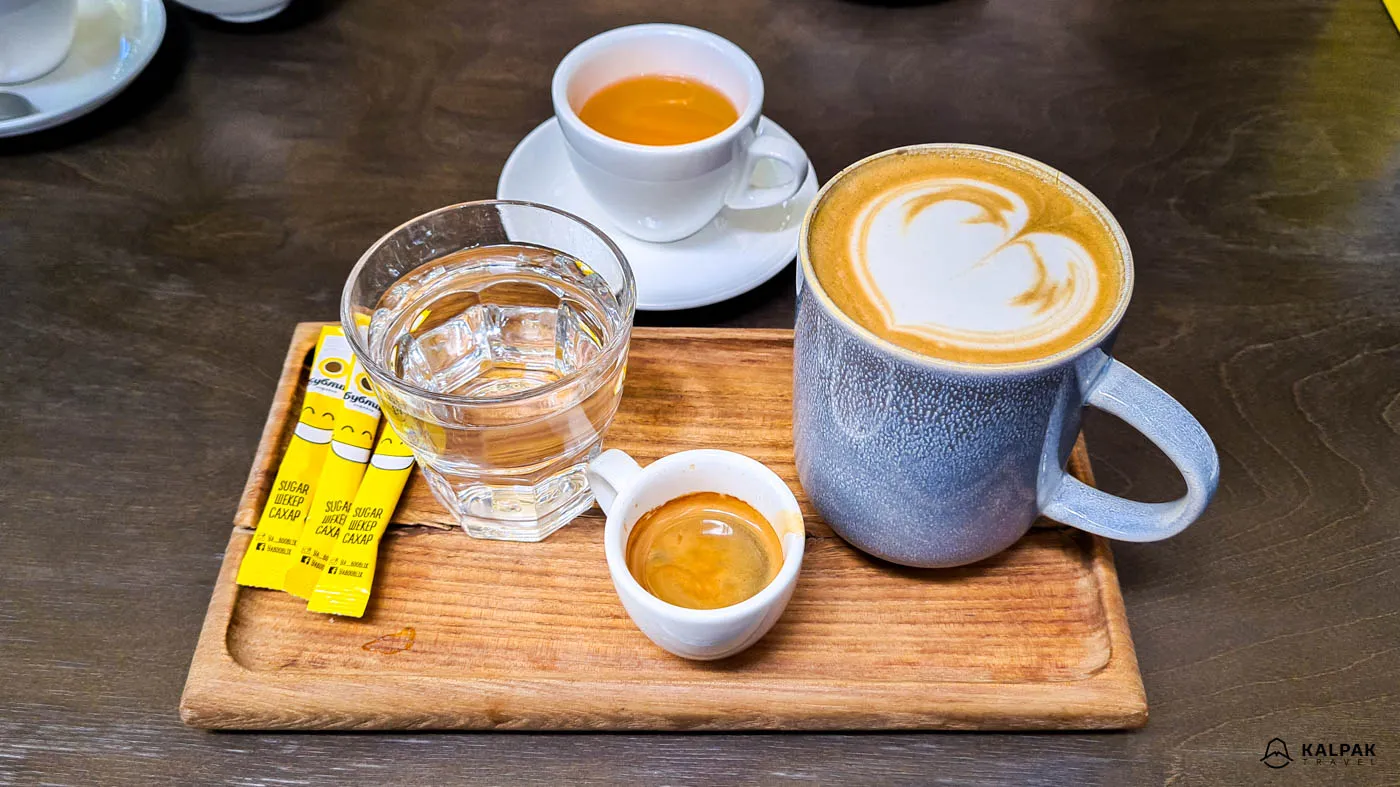 Kaffee, Cappuccino und Espresso, eine willkommene Abwechslung in Zentralasien