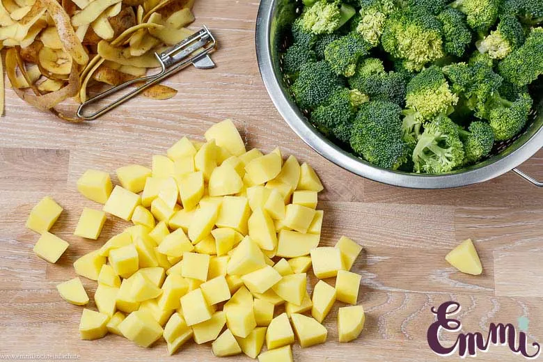 Kartoffel und Brokkoli Gemüse - www.emmikochteinfach.de
