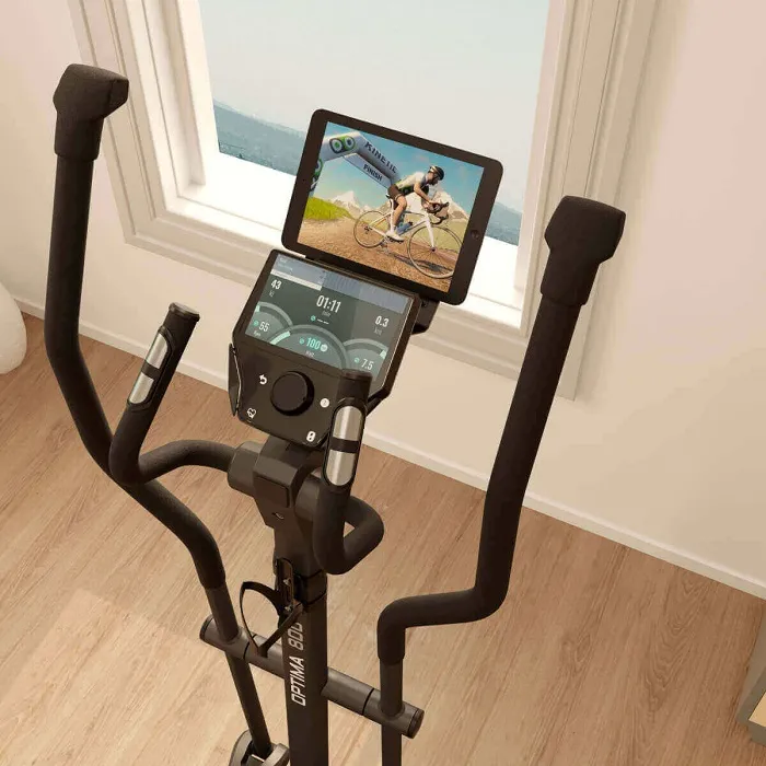 Kettler Optima 600 Crosstrainer Seitenansicht mit detailliertem Blick auf Display und Bedienelemente