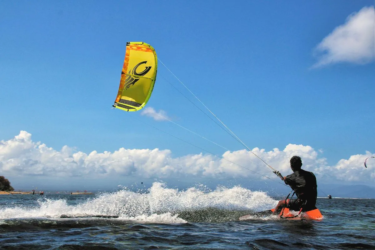 Kitesurfen am Strand