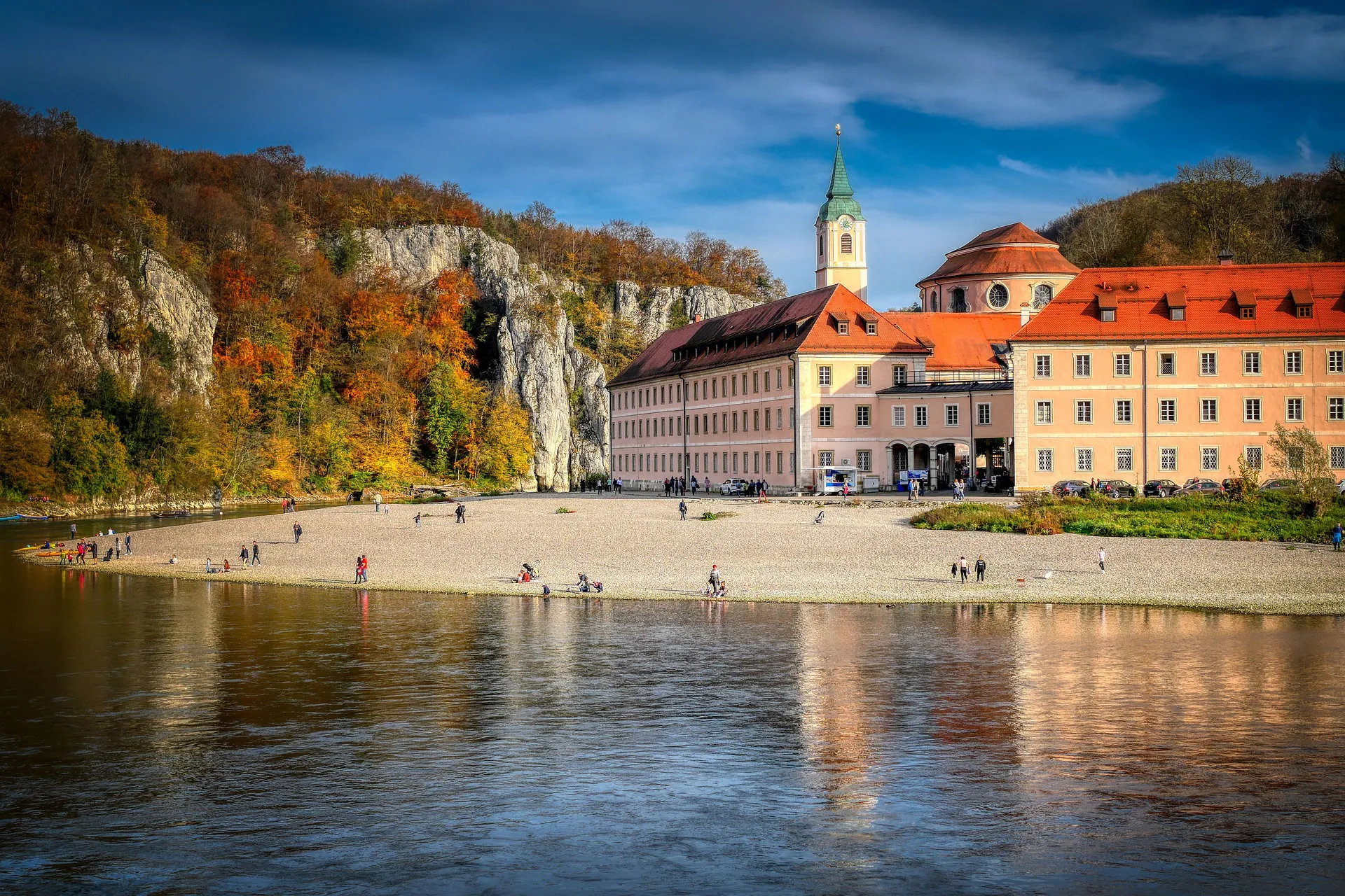 Kloster Weltenburg am Donaudurchbruch in Bayern