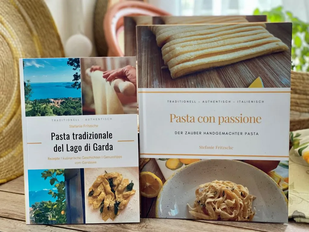 Kochbücher über handgemachte Pasta und traditionelle italienische Rezepte