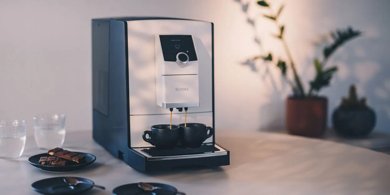 Komfortable Reinigung auf Knopfdruck für hygienischen Kaffeegenuss mit der Nivona CafeRomatica