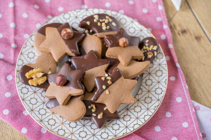 Köstliche Nougat Plätzchen zum Ausstechen, ein Highlight jeder Weihnachtstafel.