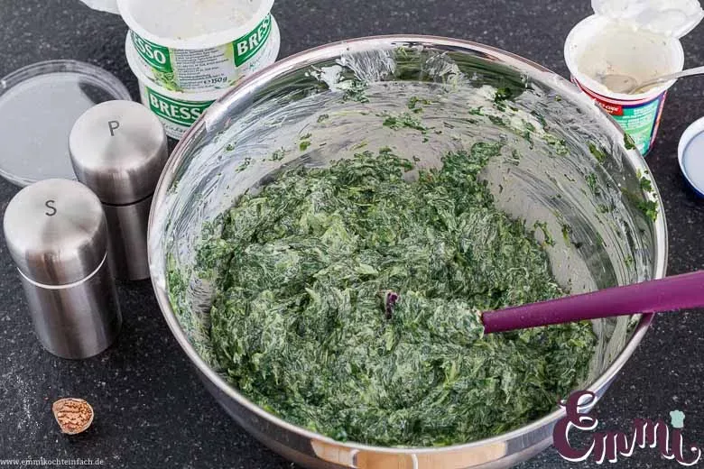 Köstliche Spinat-Frischkäse-Masse: Das Herzstück der Cannelloni-Füllung.