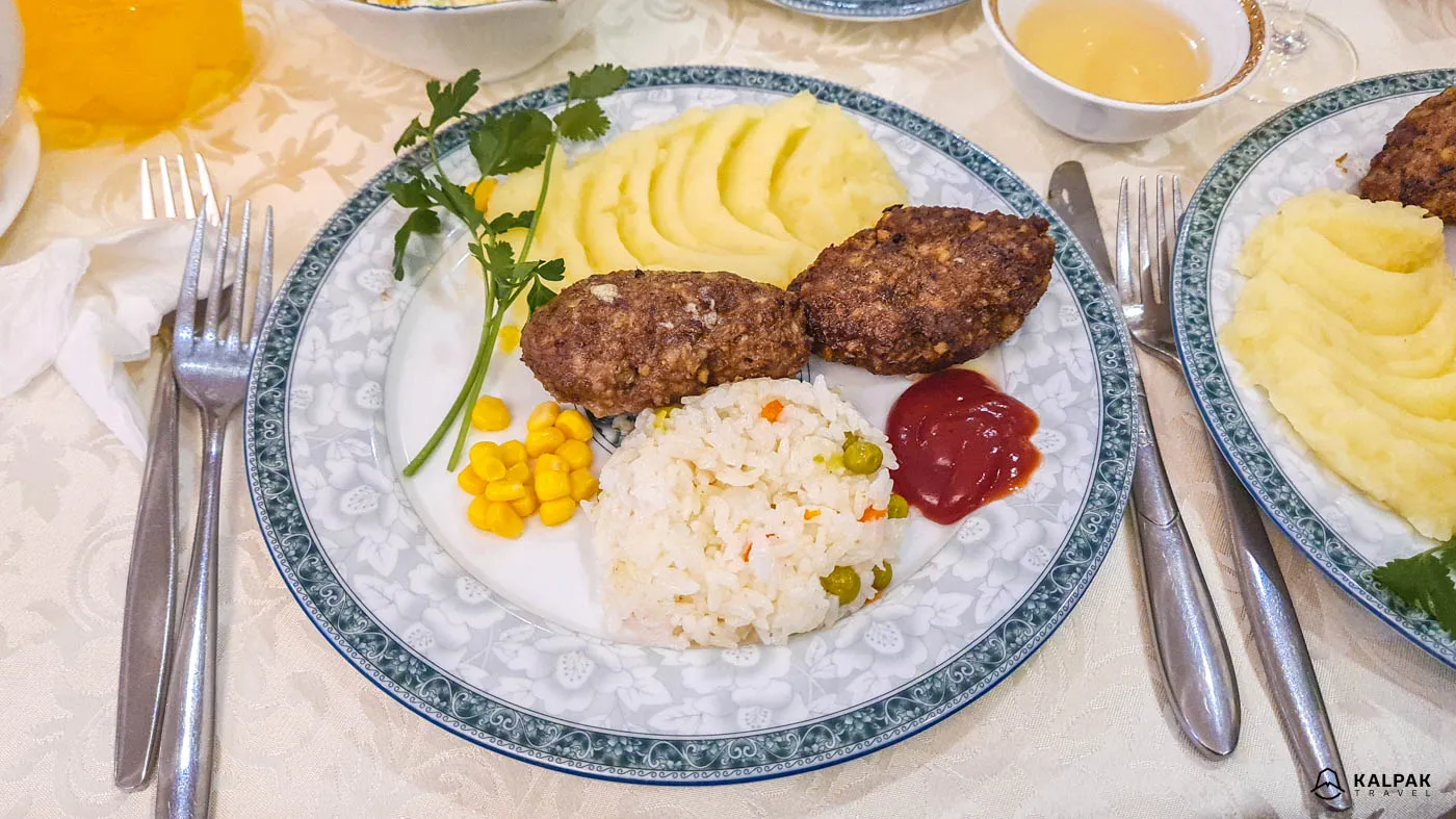 Kotlety, Fleischpflanzerl nach russischer Art