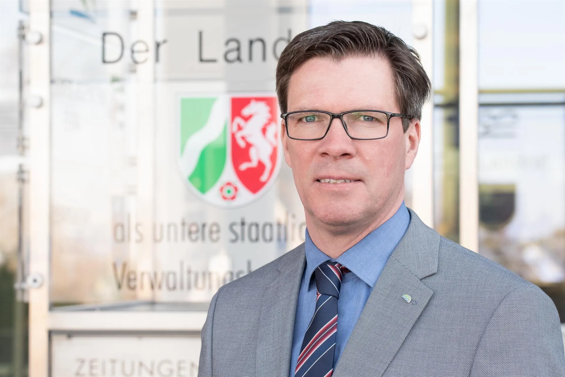 Landrat Stephan Santelmann bei einem öffentlichen Termin im Rheinisch-Bergischen Kreis