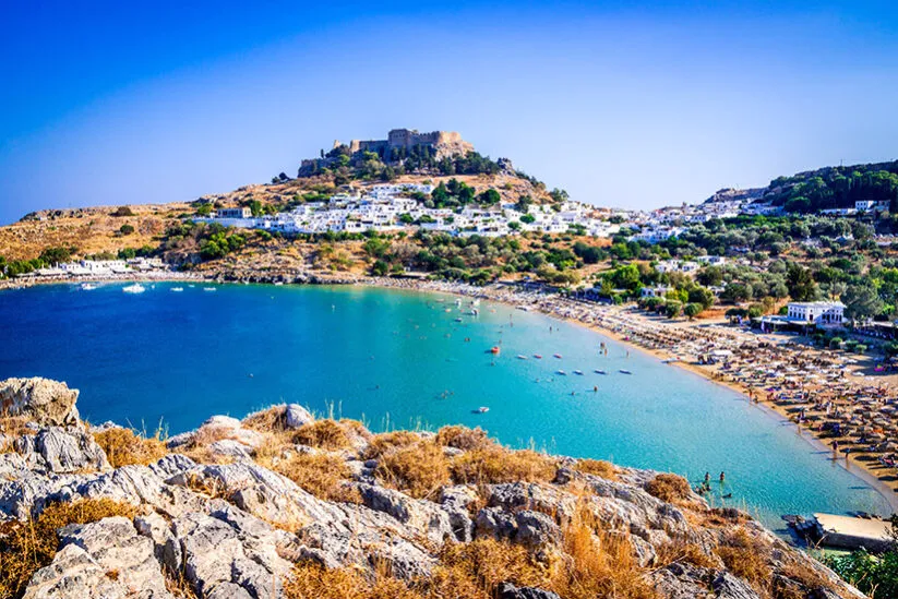 Lindos mit Akropolis auf Rhodos
