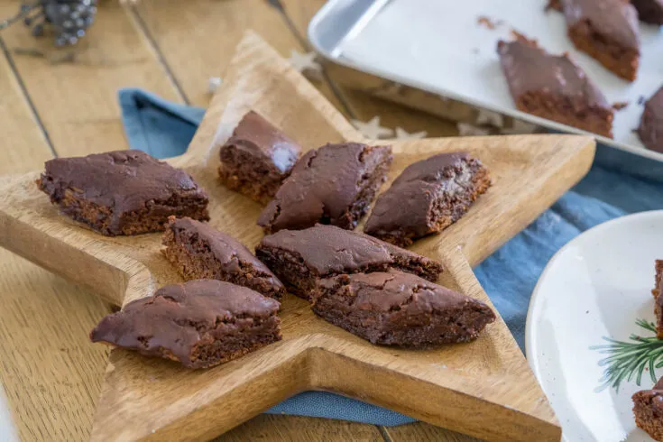 Magenbrot wie vom Jahrmarkt, ein einfaches und würziges Gebäck für die kalte Jahreszeit.