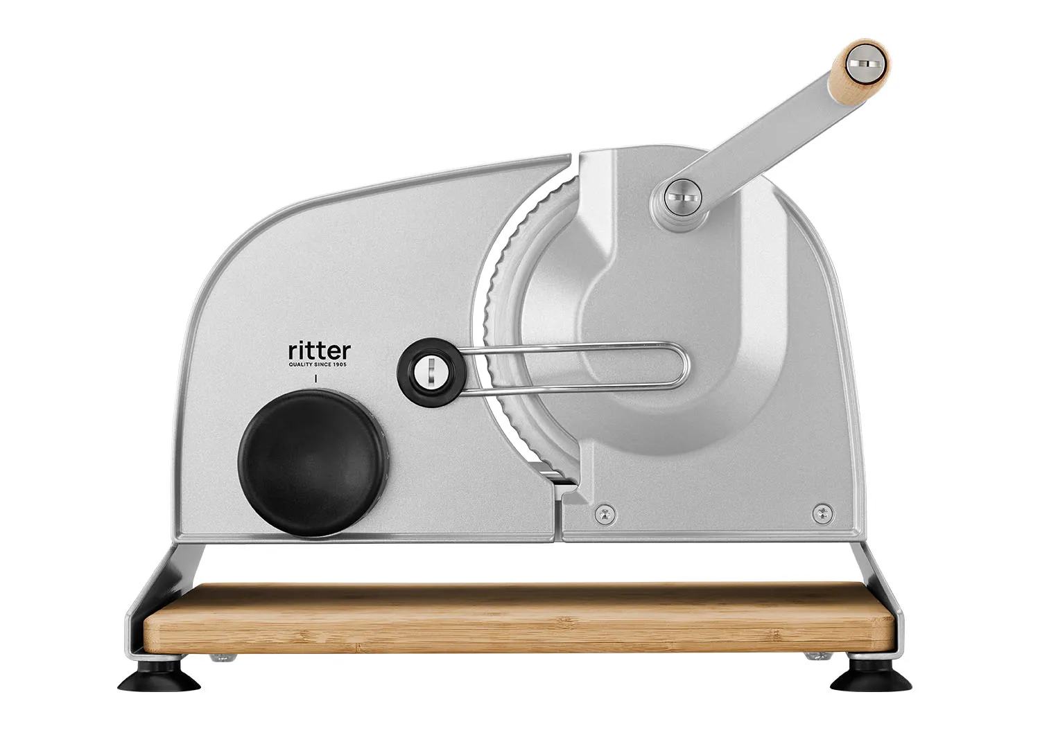 Manueller Allesschneider piatto⁵ mit schwarzem Drehknopf, Griff und Bambusbrett