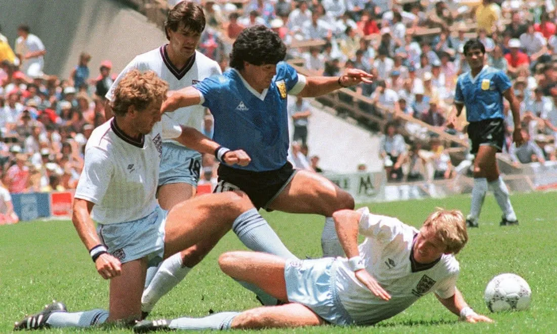 Maradona im Sololauf beim Viertelfinale der WM 1986 gegen England