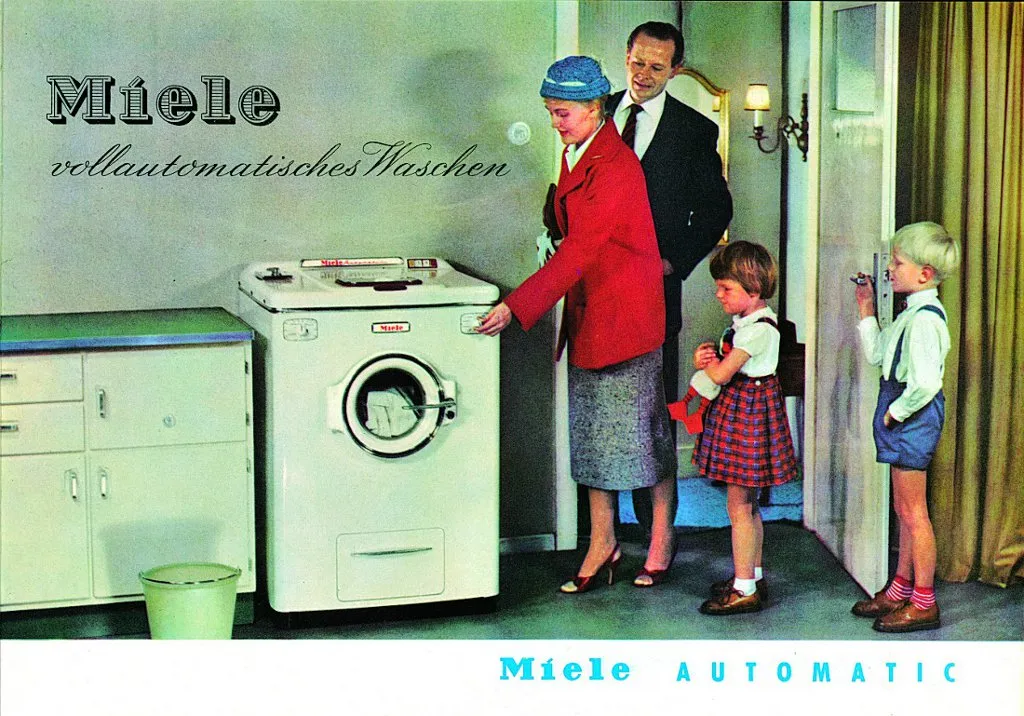 Miele Waschautomat 702 aus dem Jahr 1956, der das Waschen auf Knopfdruck ermöglichte.
