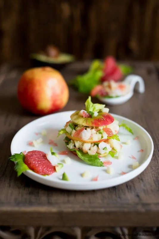 Mille Feuille Von Apfeln Garnelen Und Grapefruit