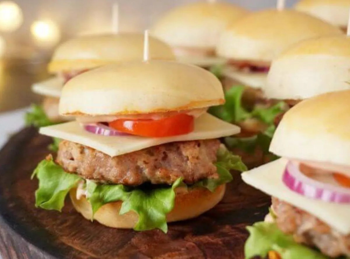 Mini-Burger: Beliebte kleine Häppchen für jede Party