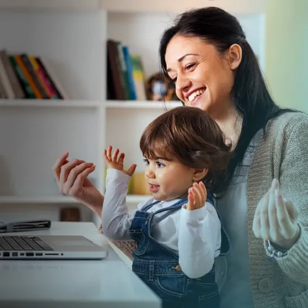 Online Marketing Fortbildung lernen mit Kind – Vereinbarkeit von Familie und Weiterbildung