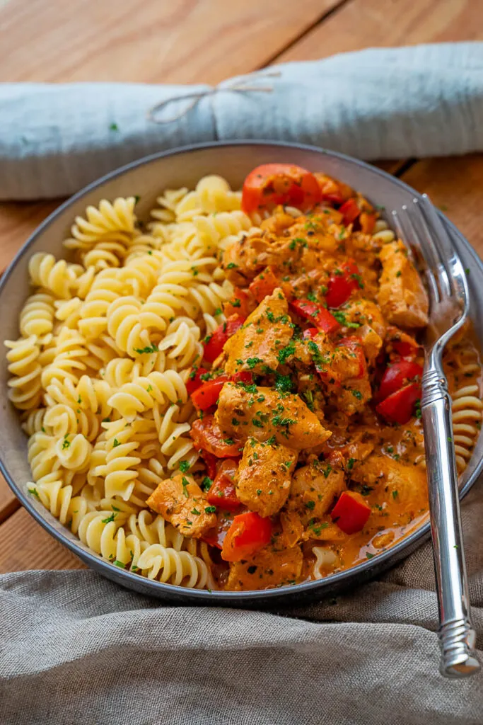 Paprika Sahne Hähnchen