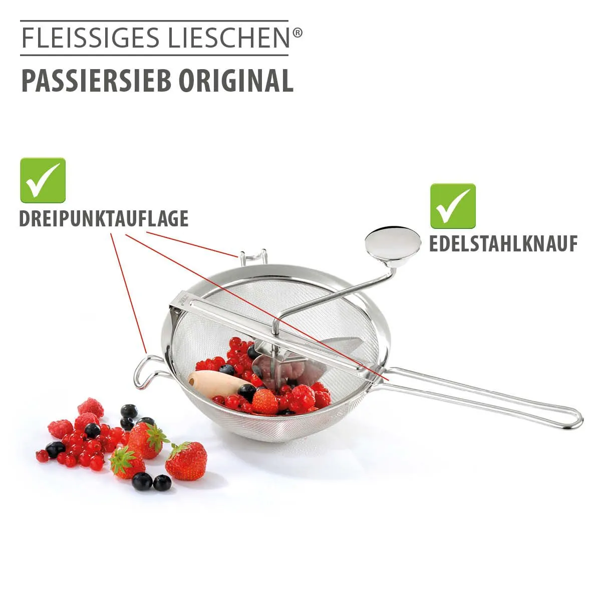 Passiersieb Fleißiges Lieschen Original mit eleganter Edelstahlknauf und praktischer Dreipunktauflage, gefüllt mit einer bunten Mischung frischer Beeren.