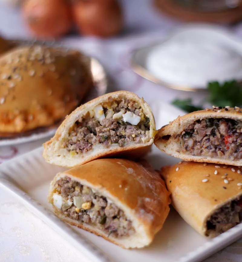 Pilz- und Hack-Pierogi