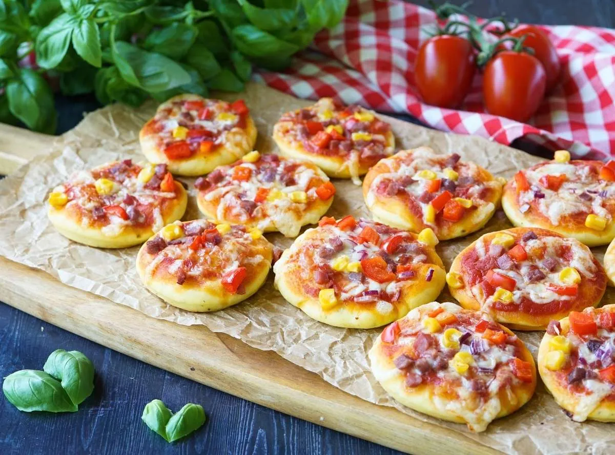 Pizza mit verschiedenen Belägen