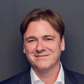 Porträt von Thomas Sixt, Koch und Food-Fotograf, Experte für deutsche Kochkunst.