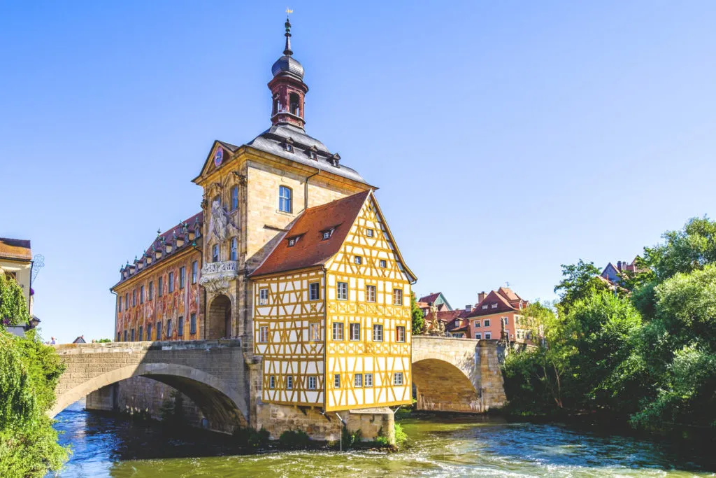 Rathaus-Bamberg-schoenste-stadt-in-deutschland