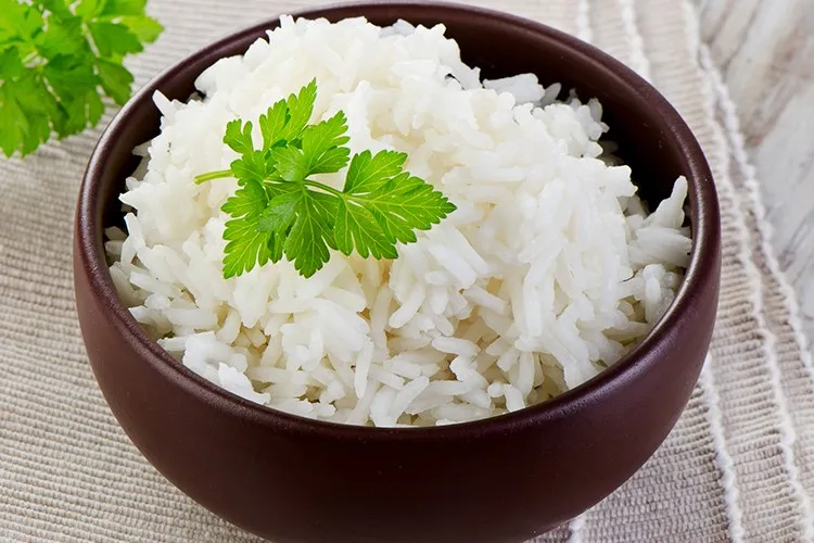 Reis aus dem Dampfgarer