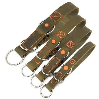 Robustes Zugstopp-Lederhalsband in klassischem Design für den sicheren Spaziergang