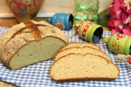 Rustikales Low-Carb-Bauernbrot – ein traditioneller Backgenuss nach Happy Carb Art