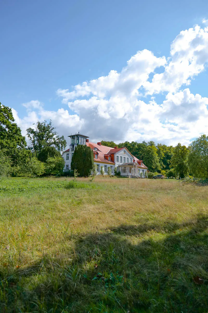 Rustikales Schwedenhaus auf Gut Groß Zecher für Familienurlaub