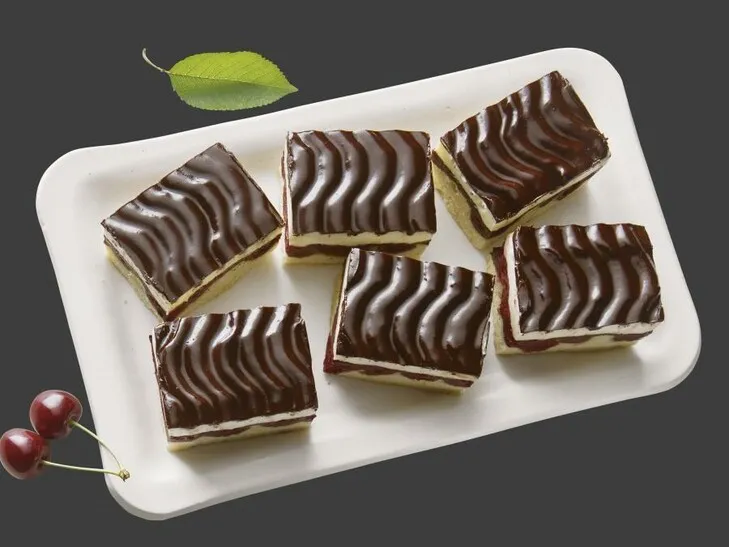 Saftige Donauwelle als traditionelle deutsche Kuchenspezialität.