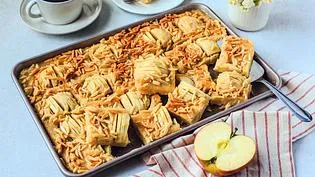 Saftiger Apfelkuchen vom Blech