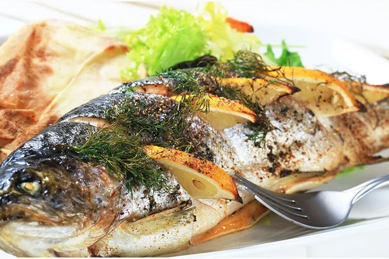Schonend gegrillte Forelle, ein leichtes Fisch-Hauptgericht perfekt für Schonkost und magenfreundliche Ernährung